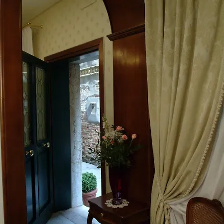 Apostoli Palace 4*