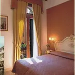 Apostoli Palace