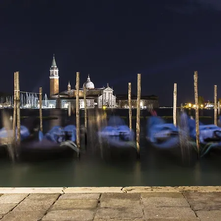 Bed and Breakfast Apostoli Palace