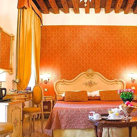 Couette-café Apostoli Palace Venise
