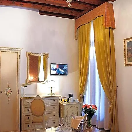 Apostoli Palace Couette-café