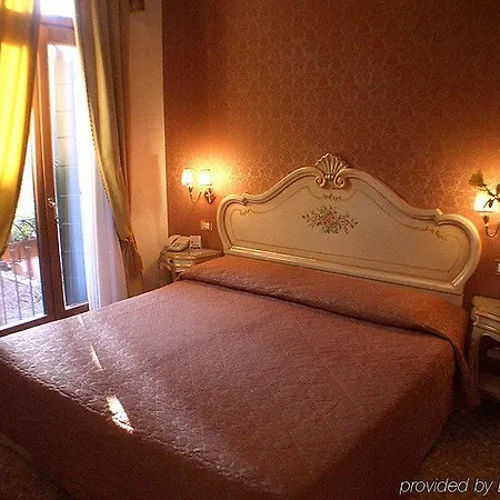 Apostoli Palace Отель типа 