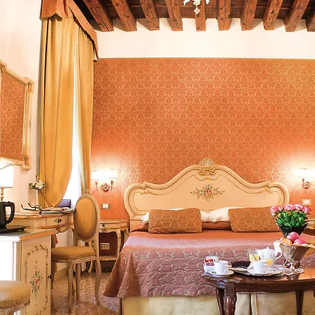 Apostoli Palace Bed & Breakfast Benátky