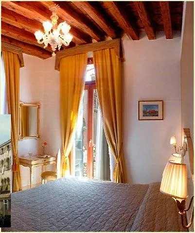 Bed & Breakfast Apostoli Palace
