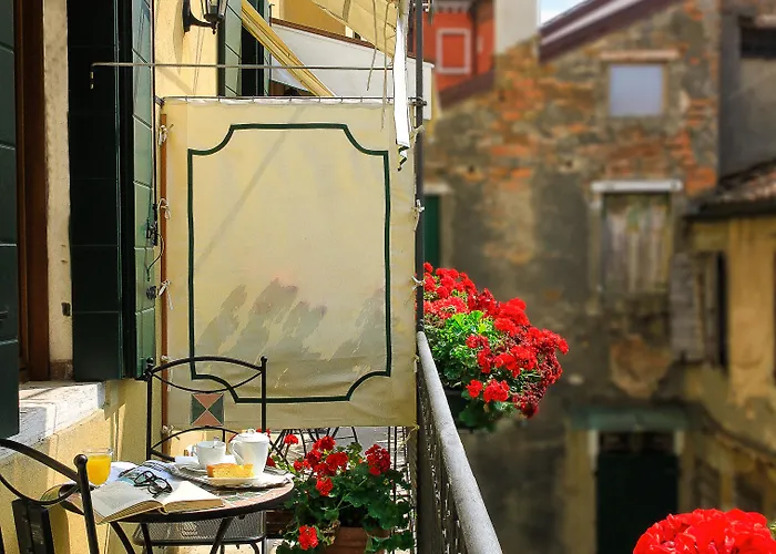 Apostoli Palace