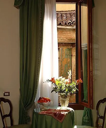 Couette-café Apostoli Palace Venise