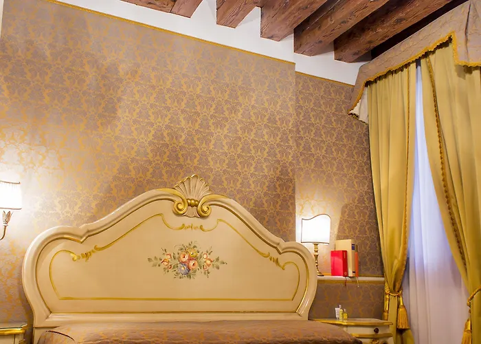 Couette-café Apostoli Palace Venise