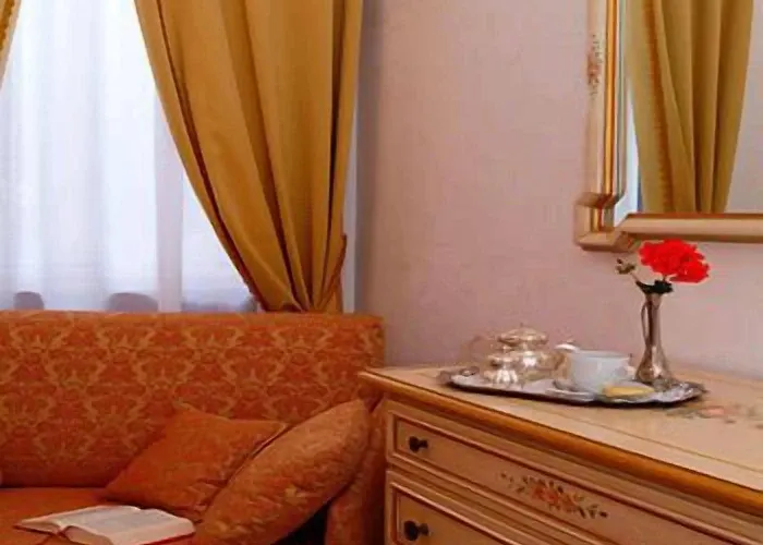 Apostoli Palace Couette-café 4*